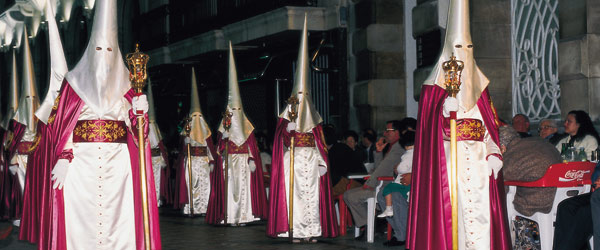 Procesión durante la Semana Santa de Cartagena. Murcia © Turespaña
