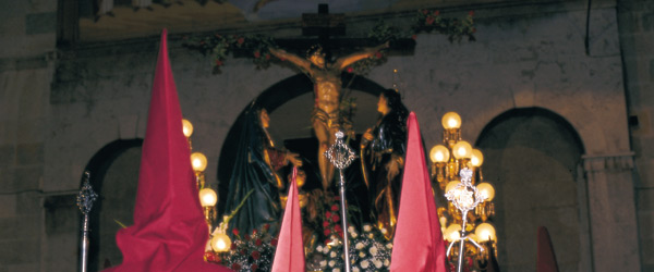 Procesión durante la Semana Santa de Murcia © Turespaña