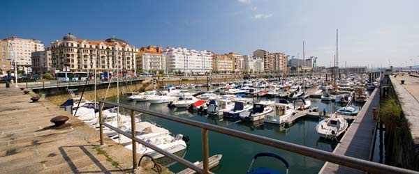 Molnedo's dock, in Santander © Turespaña