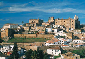 Panoramic view of the city of Cáceres © Turespaña